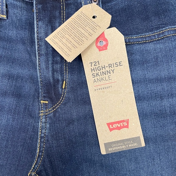 Levi’s 721 High Rise Skinny Ankle - Picture 4 of 4